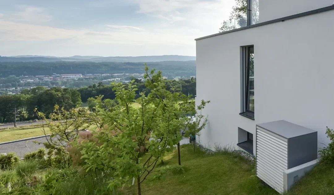 Spara energi året runt med regelbunden underhåll av värmepumpar